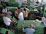 FAM-Ausflug 2009 als geladene Gäste bim Bührer-Traktoren-Treffen in Buochs.